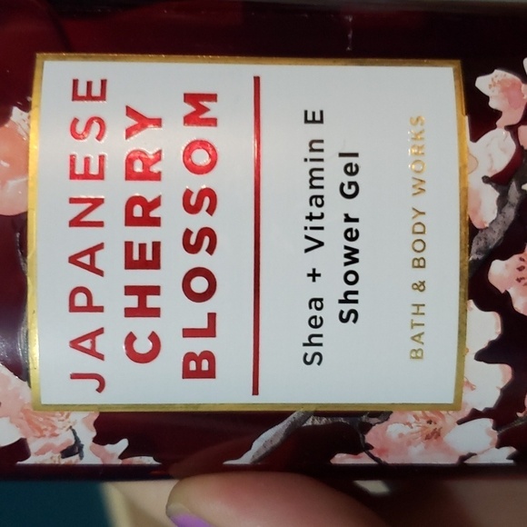 Bath & Body Works Japanese Cherry Blossom Shower Gel 295ml - Picture 3 of 5